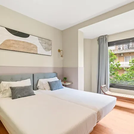 Sagrada Familia Apartment *