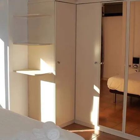 Sagrada Familia Apartamento *